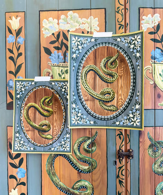 Spotted Serpentine Print