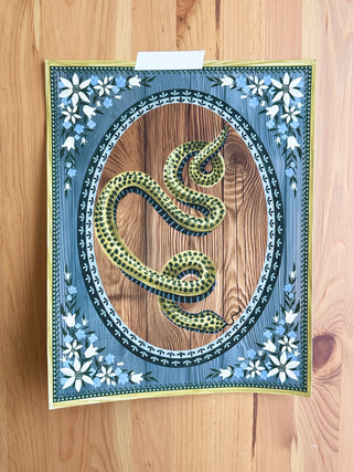 Spotted Serpentine Print